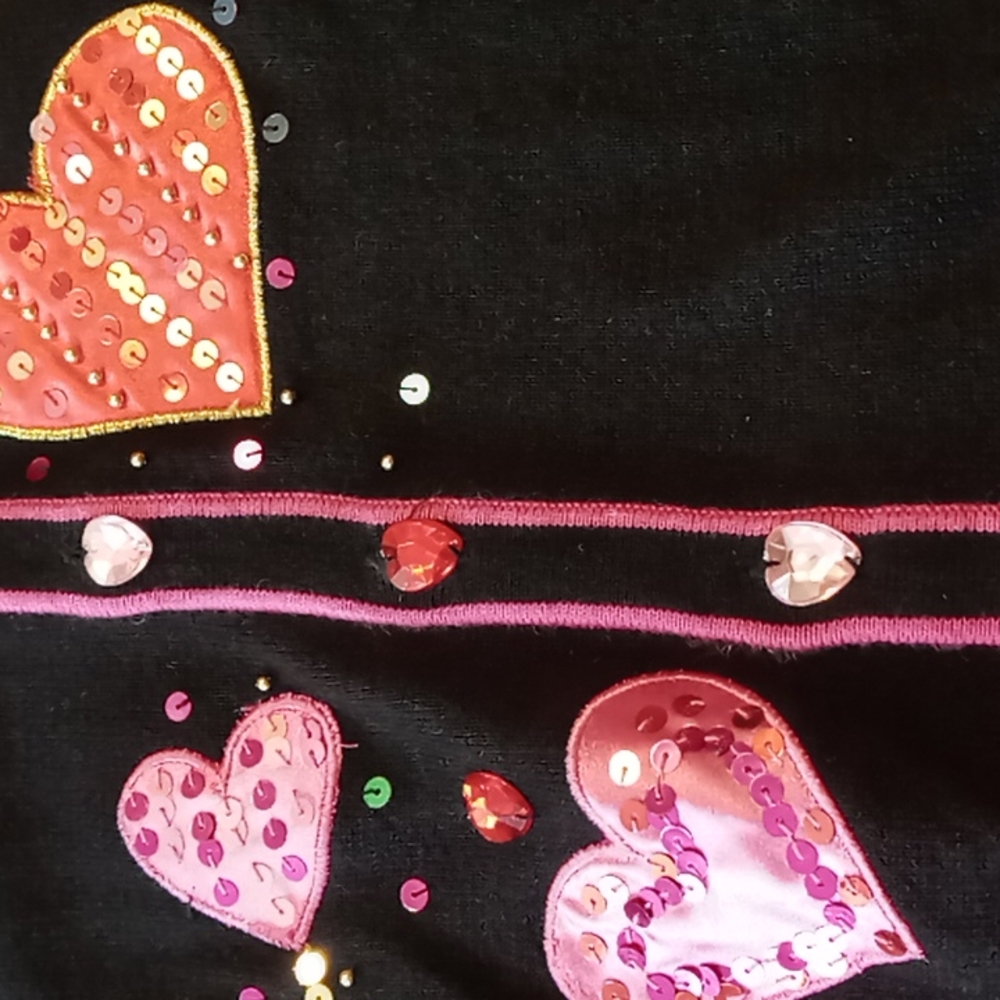 Bobbie Bell Heart Embellishment Cardigan w Heart Buttons and Pin XL - Picture 5 of 8